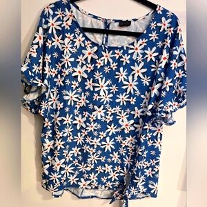 Sheila Rose XL Floral Daisy Shirt Blue and White NWT